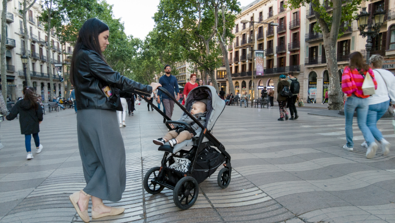 Η διάσημη οδός La Rambla στην Βαρκελώνη