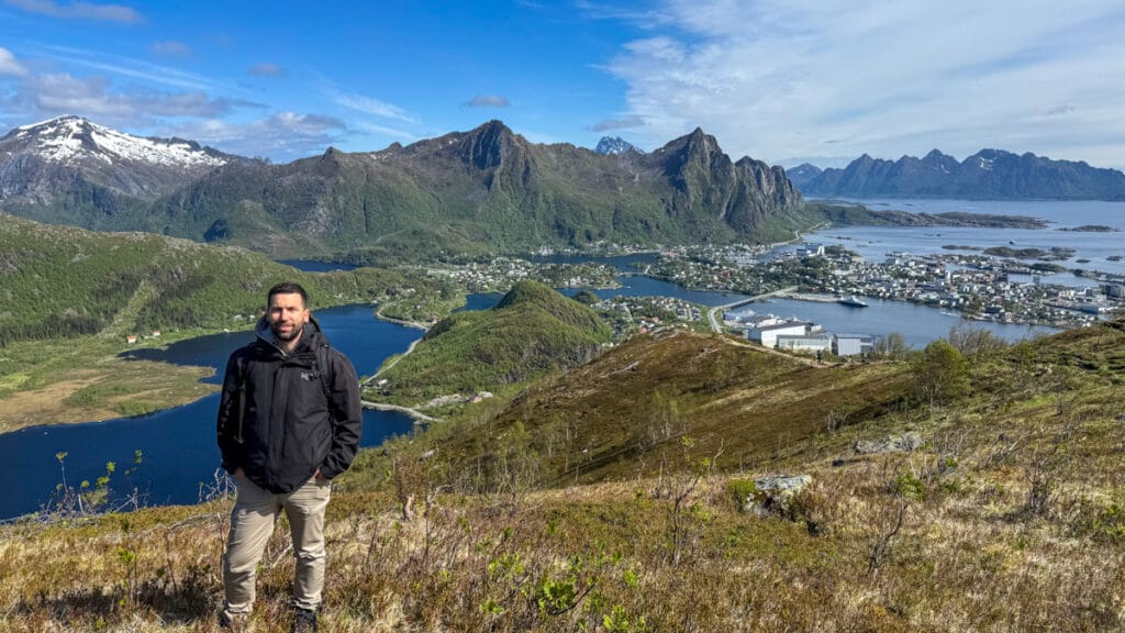 Tjeldbergtinden hiking trail, Lofoten